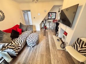 Dining room- click for photo gallery